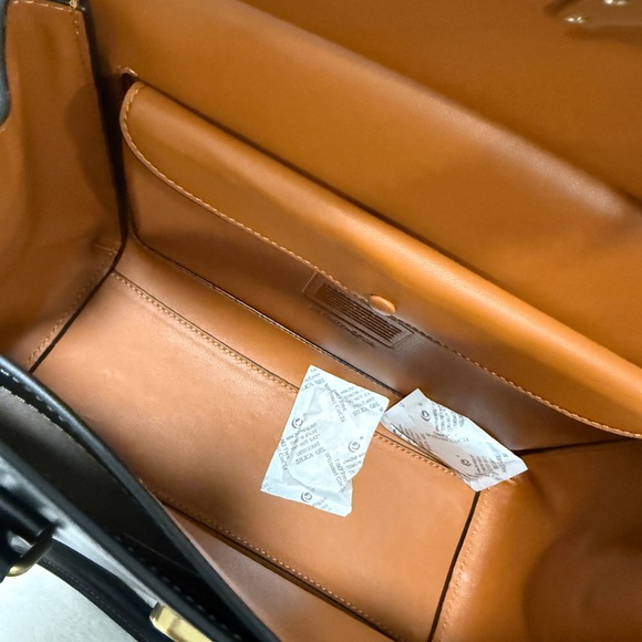 coach Broome Carryall Black Leather Handbag - Picture 10 of 11